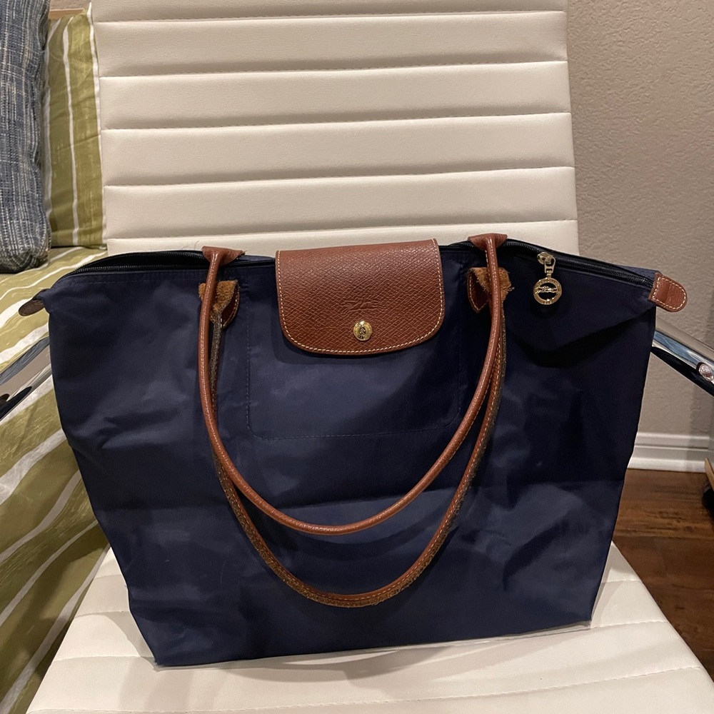 Longchamp le pliage large tote navy